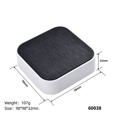 ব্রাশযুক্ত ফিনিস পৃষ্ঠ 98*98*32mm স্মার্ট ওয়াইফাই কন্ট্রোলার ইলেকট্রনিক্সের জন্য ডেস্কটপ প্লাস্টিকের বাক্স